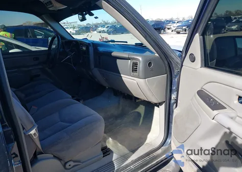 2004 Chevrolet Tahoe Ls from USA, damaged, VIN 1GNEC13V74J332728